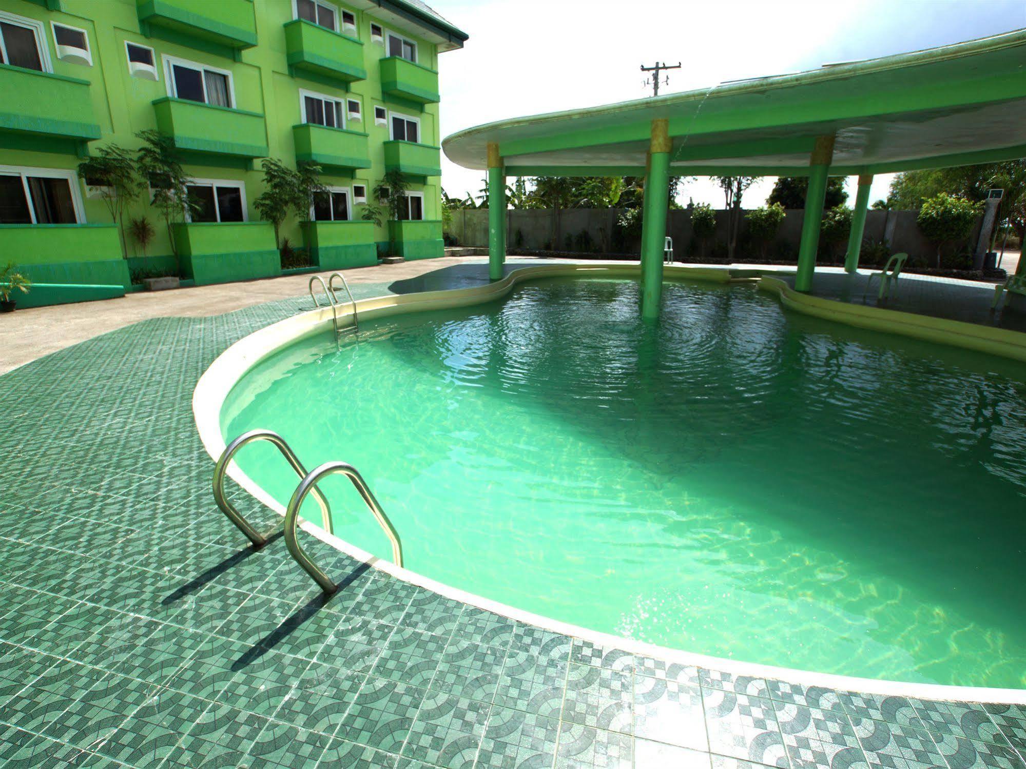 Green One Hotel Lapu-Lapu City Exterior foto